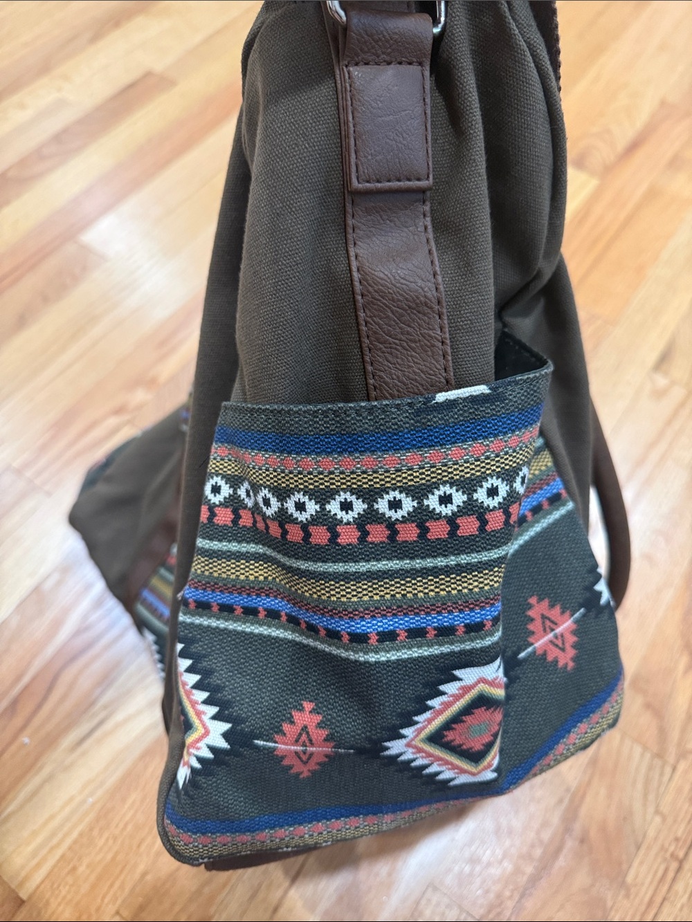 Canvas Weekender Bag - Picture 3 of 7